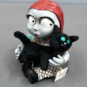 Disney Ashton Drake Lil Sally da Lucky Cat Nightmare Kafin Kirsimeti Doll Figure